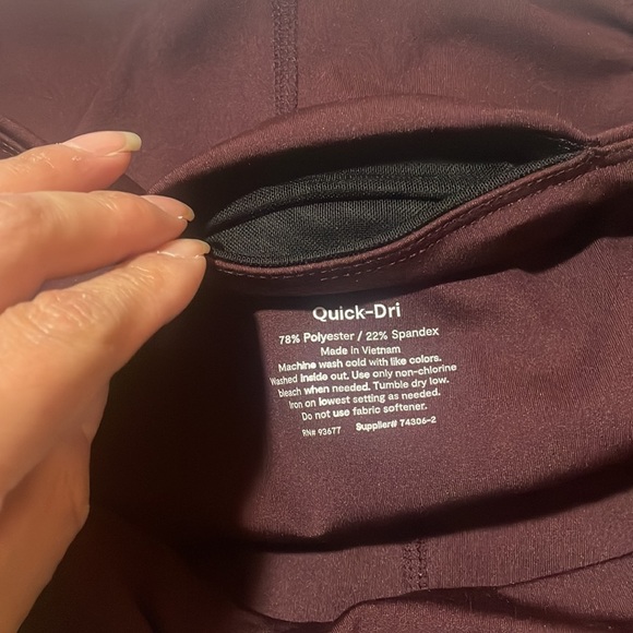 5. Xersion Womens High Rise 7/8 Ankle Leggings - Picture 3 of 6